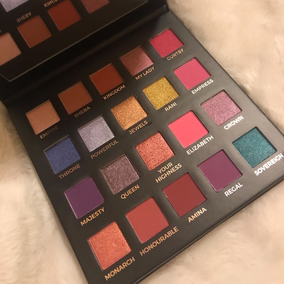 Other - BNIB - beautiful Eloise The Queen eyeshadow palette